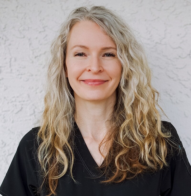 Shonna Sobelman, dental professional at Paradise Valley, AZ practice.
